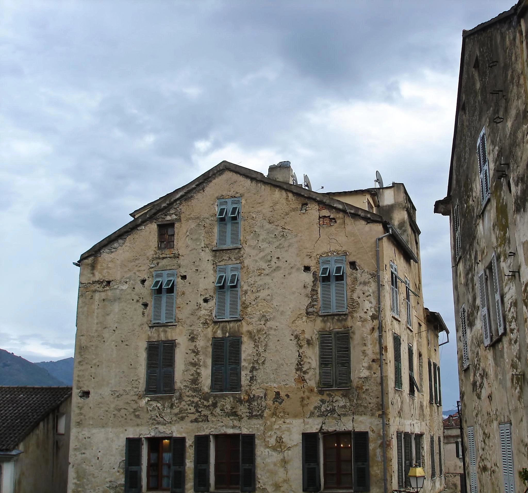 Alt à définir